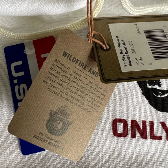 Filson Smokey Bear Sweatshirt - Picture 13 of 16